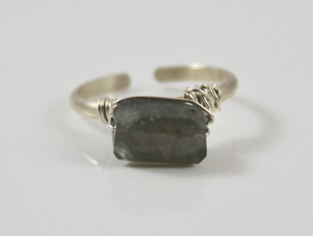 Adjustable Stone Ring - Labradorite